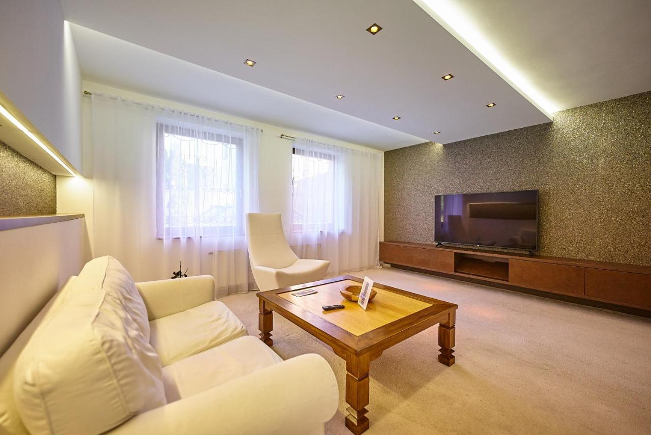 Dependance Patriot Trnava Hotel Luaran gambar