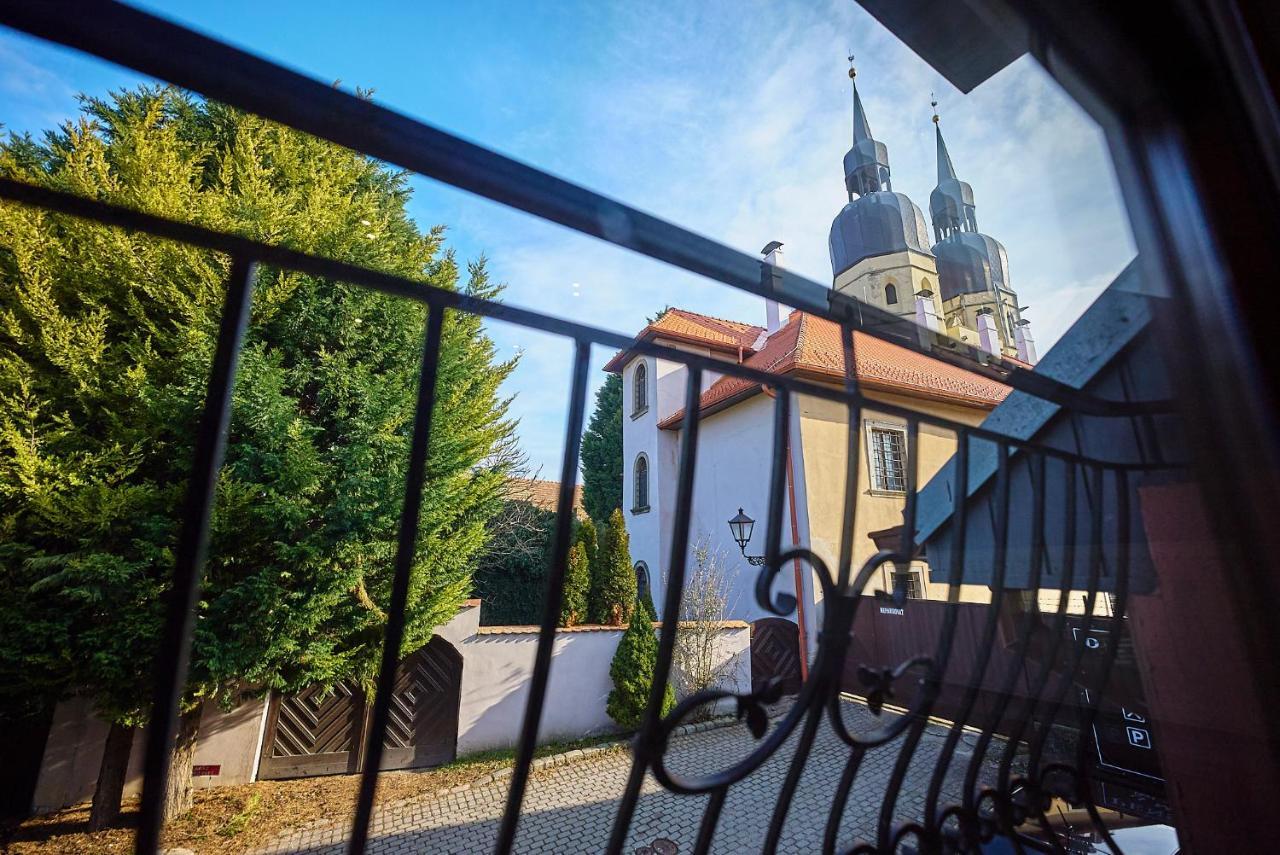 Dependance Patriot Trnava Hotel Luaran gambar