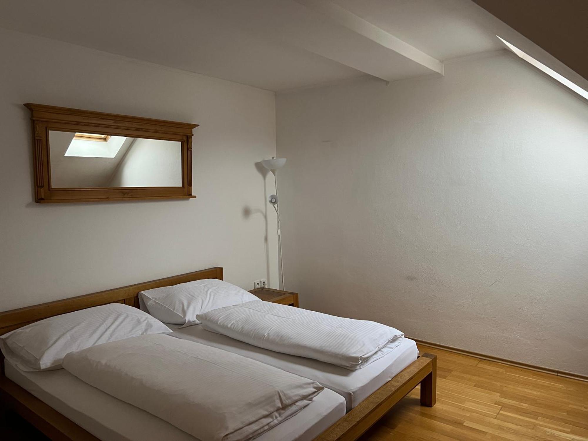 Dependance Patriot Trnava Hotel Luaran gambar
